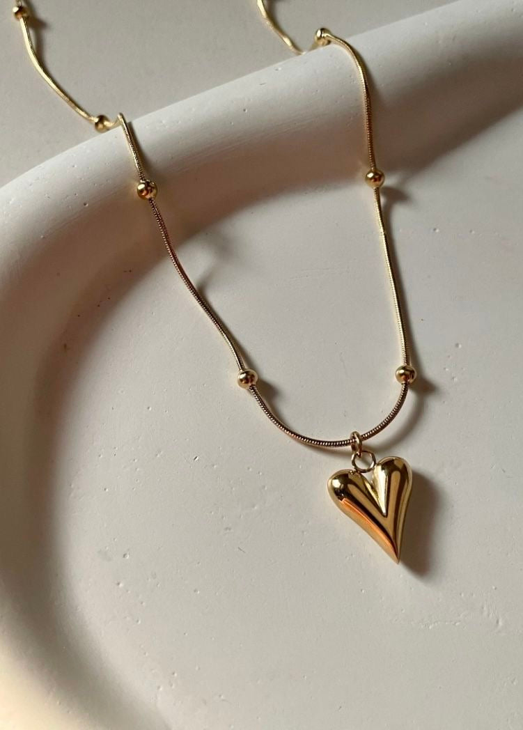 "Golden Embrace 18K Gold Plated Heart Pendant Necklace – Waterproof & Anti-Tarnish | Aarina Jewellery