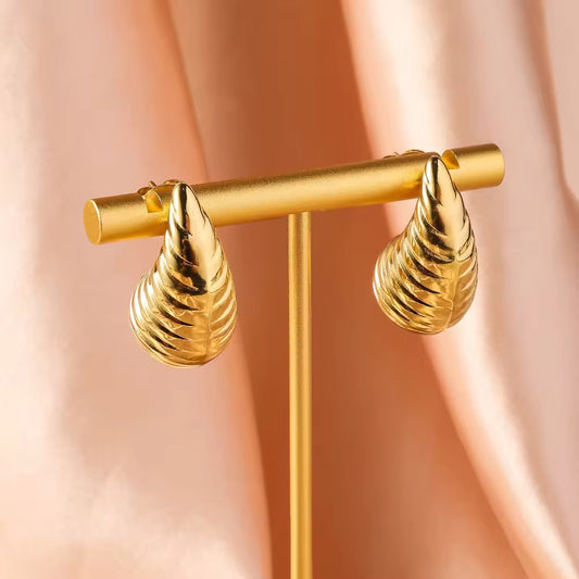 Aarina Golden Shell Stud Earrings – 18K Gold Plated, Anti-Tarnish & Waterproof