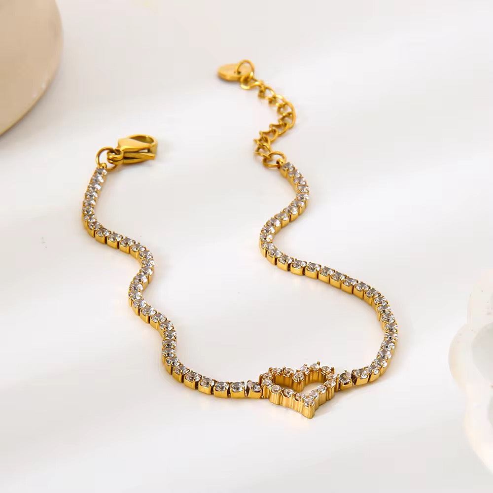 Ray Solitaire Bracelet