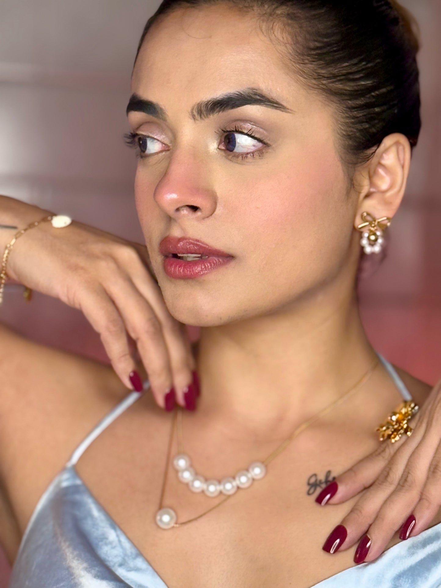 Aarina Jewellery 18K Gold Plated Pearl Pendant Necklace Set – Waterproof & Anti-Tarnish