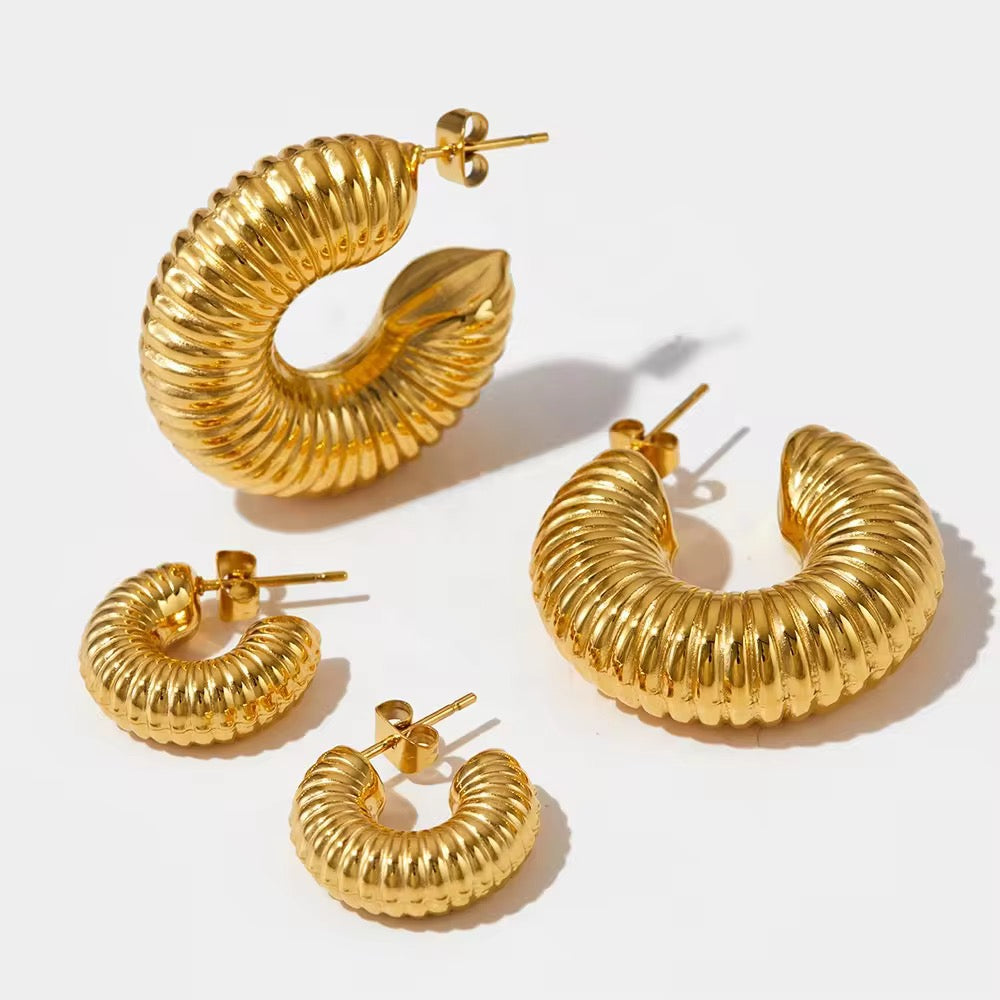 Aarina Ribbed Radiance 18K Gold Plated Hoop Earrings