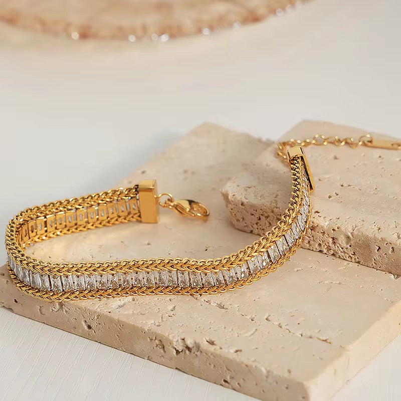 NAIRA Luxe Tennis Bracelet