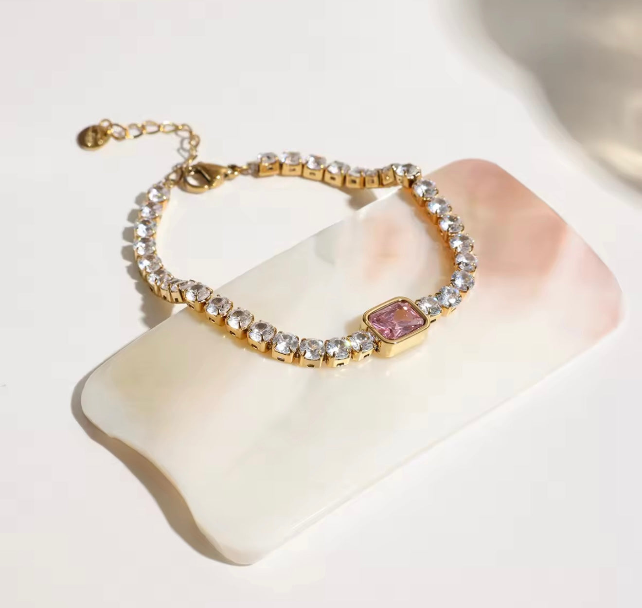 Luxe Gold Bracelet Stack – Choose Your Style