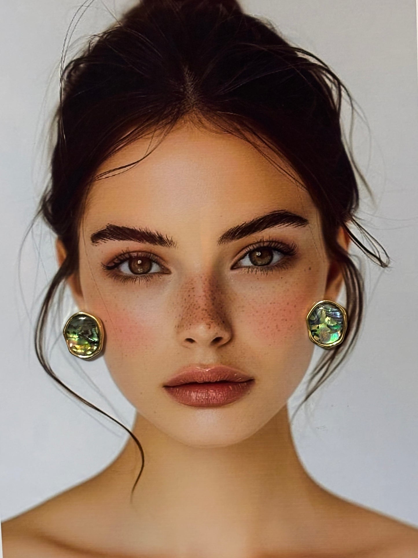 "Aarina Abalone Aura 18K Gold Plated Stud Earrings
"