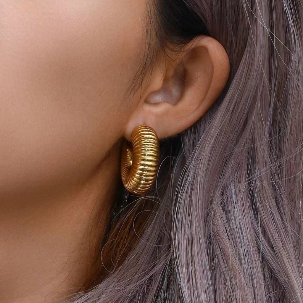 Aarina Ribbed Radiance 18K Gold Plated Hoop Earrings