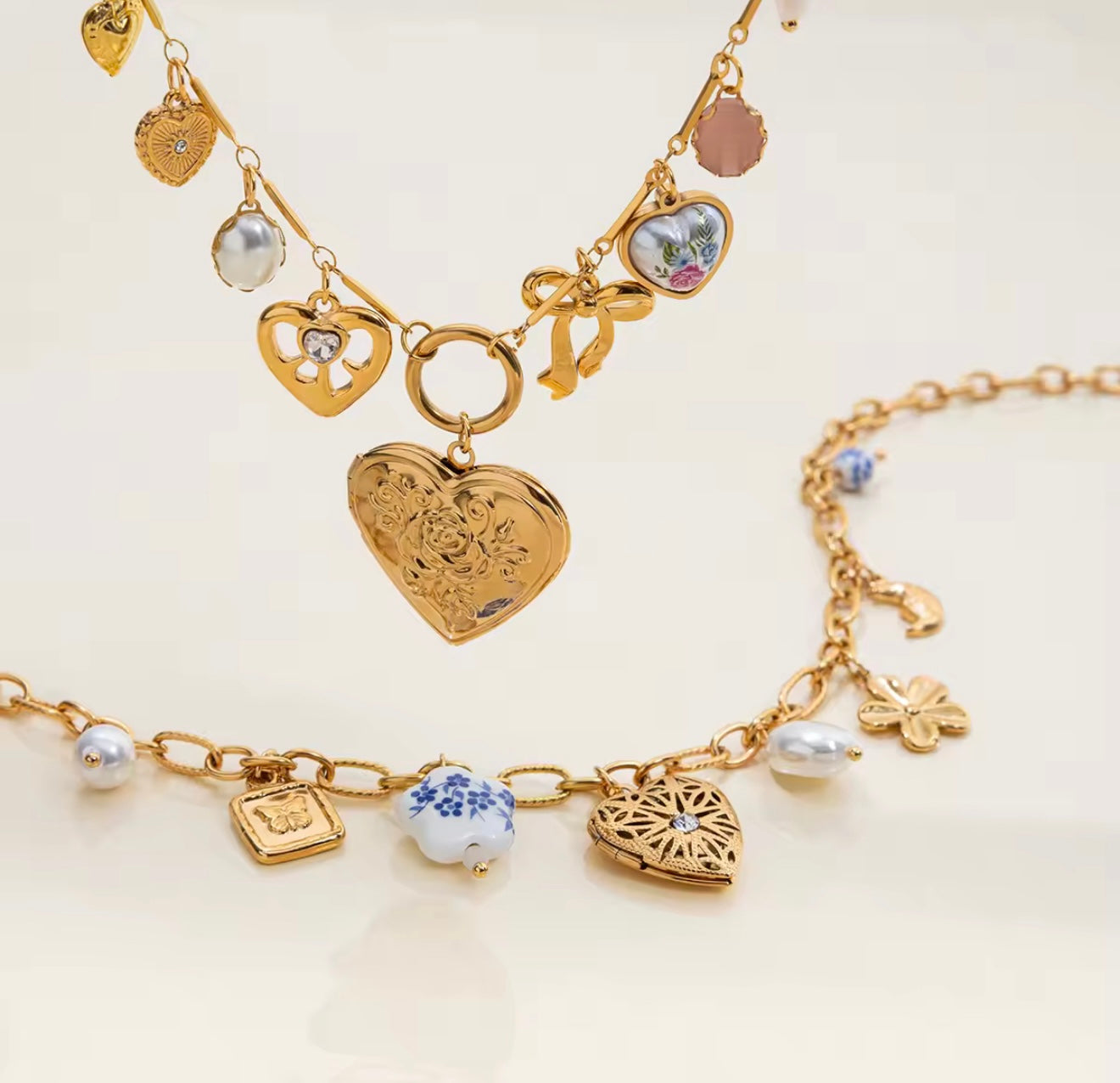Eternal Charms Locket Necklace Set – 18K Gold Plated