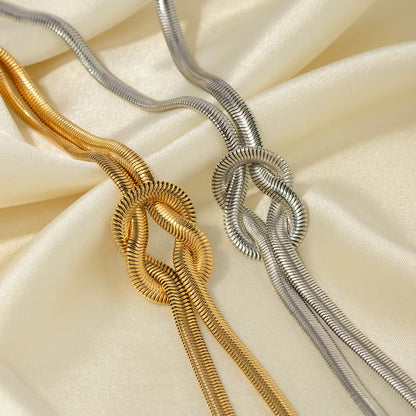 Viral Signature Knot Necklace – Transformable Pendant & Bracelet