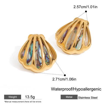 Aurora Seashell Set – Pendant Necklace & Statement Earrings