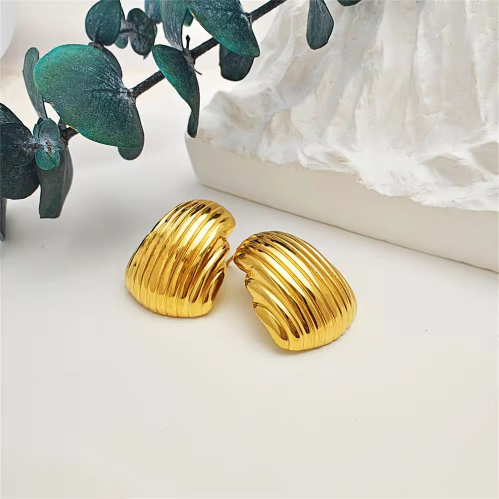 " Aarina Aurelia Sculpted Hoops – 18K Gold Plated, Anti-Tarnish & Waterproof "