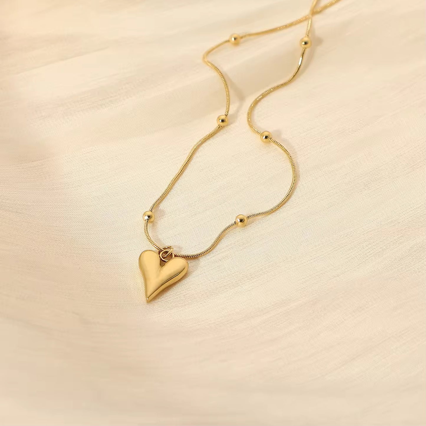 "Golden Embrace 18K Gold Plated Heart Pendant Necklace – Waterproof & Anti-Tarnish | Aarina Jewellery