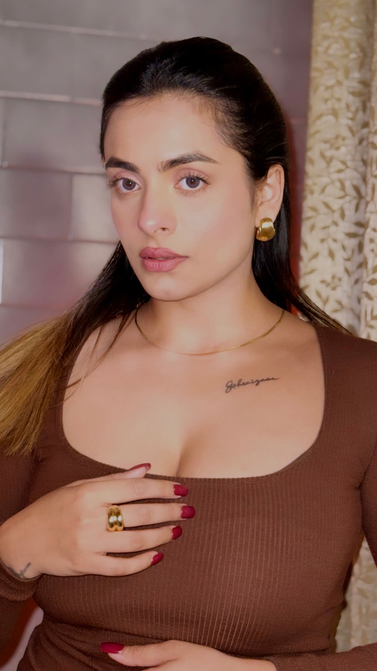 " Aarina Aurelia Sculpted Hoops – 18K Gold Plated, Anti-Tarnish & Waterproof "