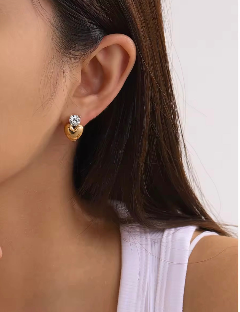 Sweetheart Shine Crystal Heart Studs