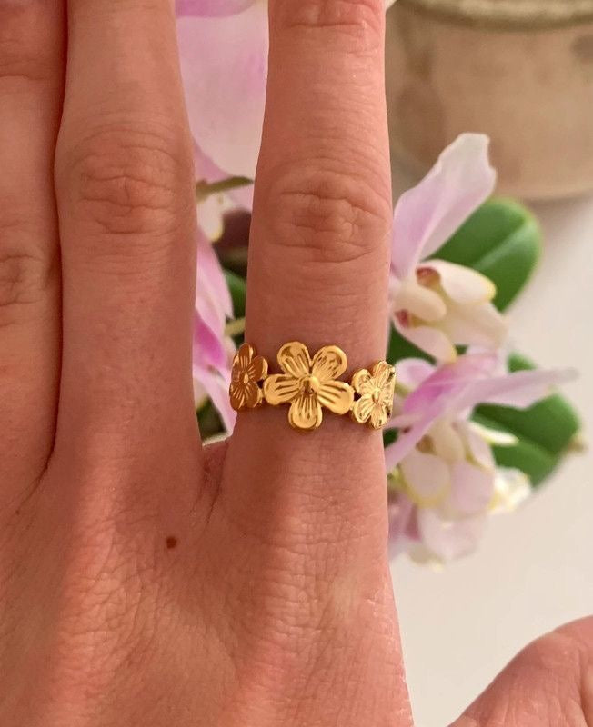 Bloom Daisy Gold Ring
